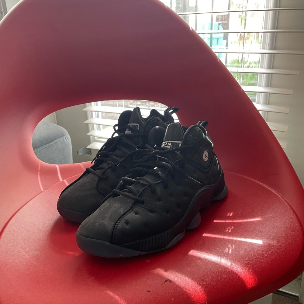 Jordan jumpman team 2 size 8.5 men’s